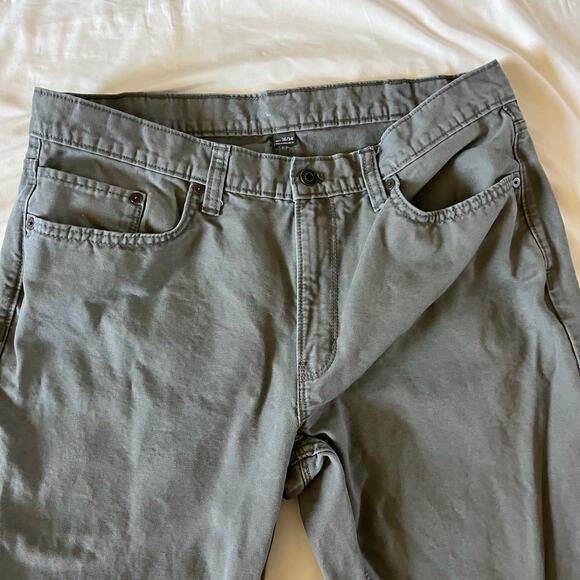 Eddie Bauer Green Grey Jean Pant Trouser Men's Sz 36x34 Tall - Picture 2 of 9